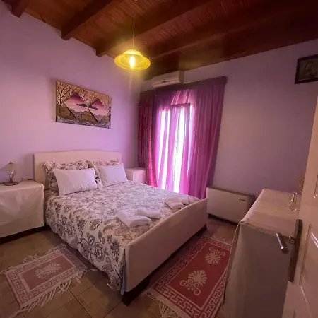 Holiday home Toula's House